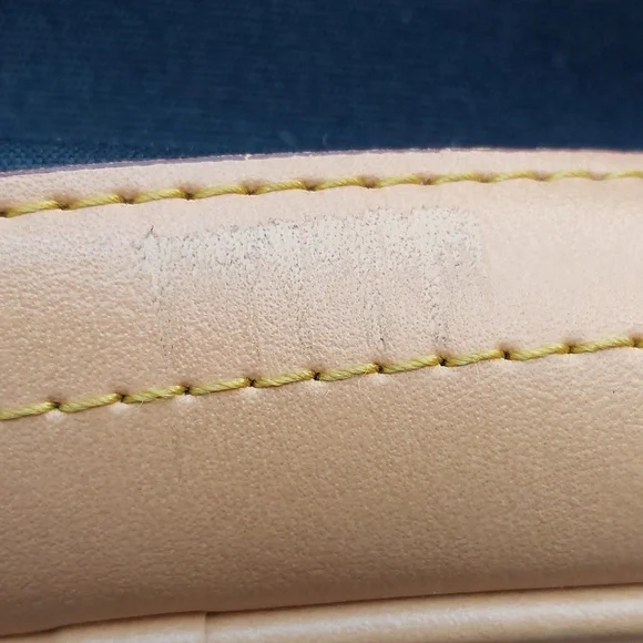 Dooney & Bourke Purse - Picture 6 of 10